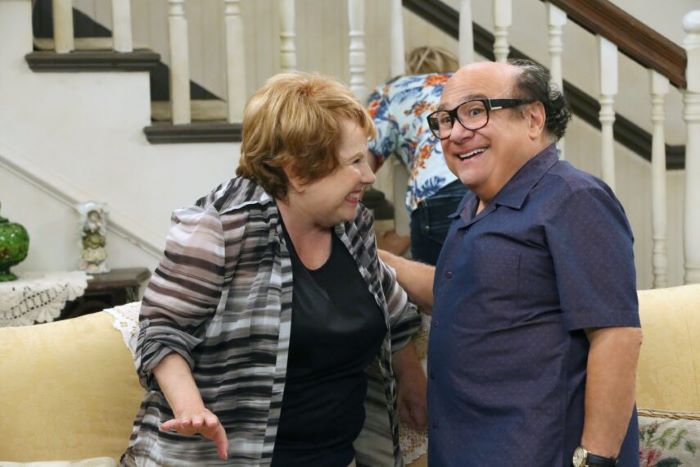 its-always-sunny-in-philadelphia-lynne-marie-stewart-danny-devito