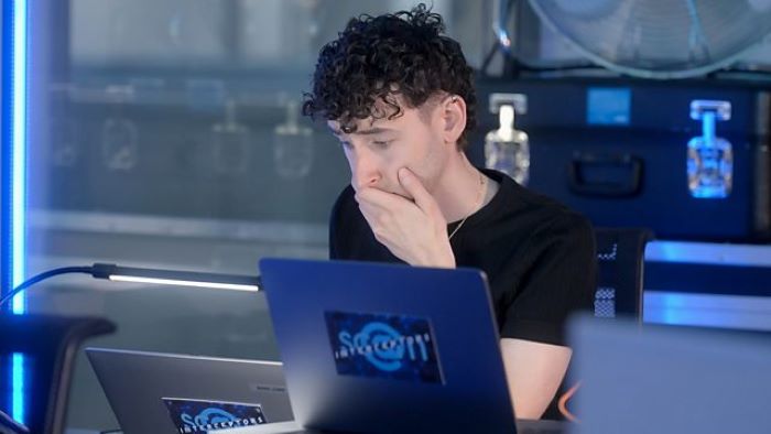 scam-interceptors-plot